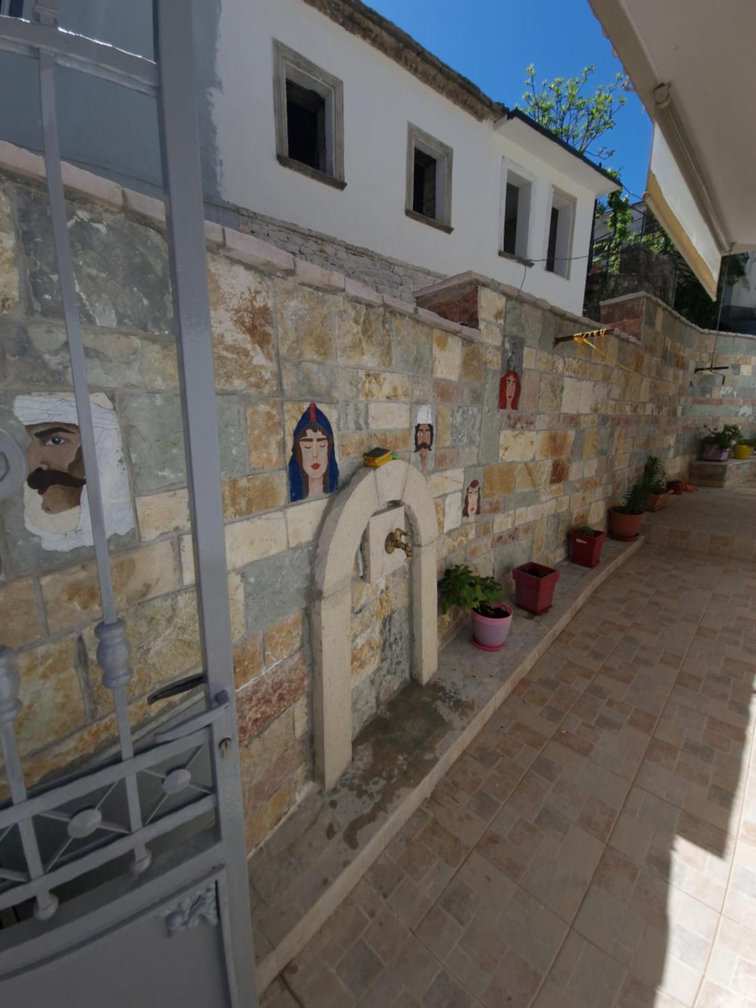 Apartment Antigona Gjirokastër Exterior foto