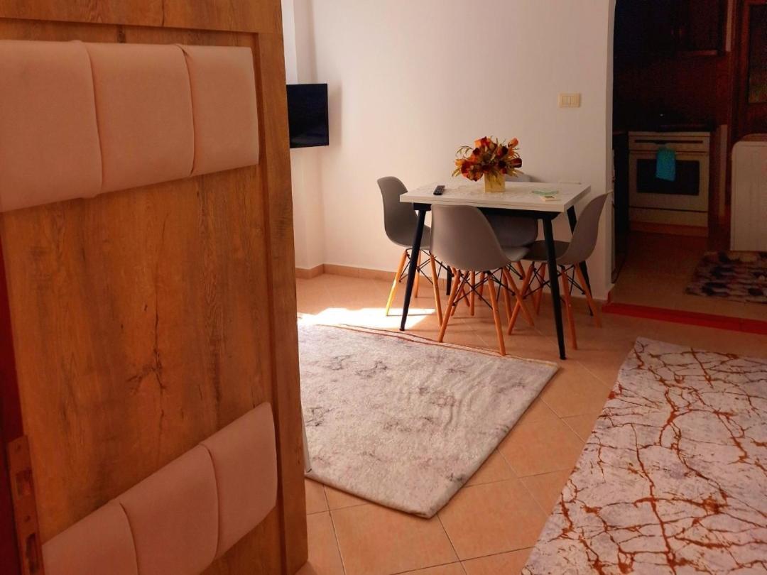 Apartment Antigona Gjirokastër Zimmer foto