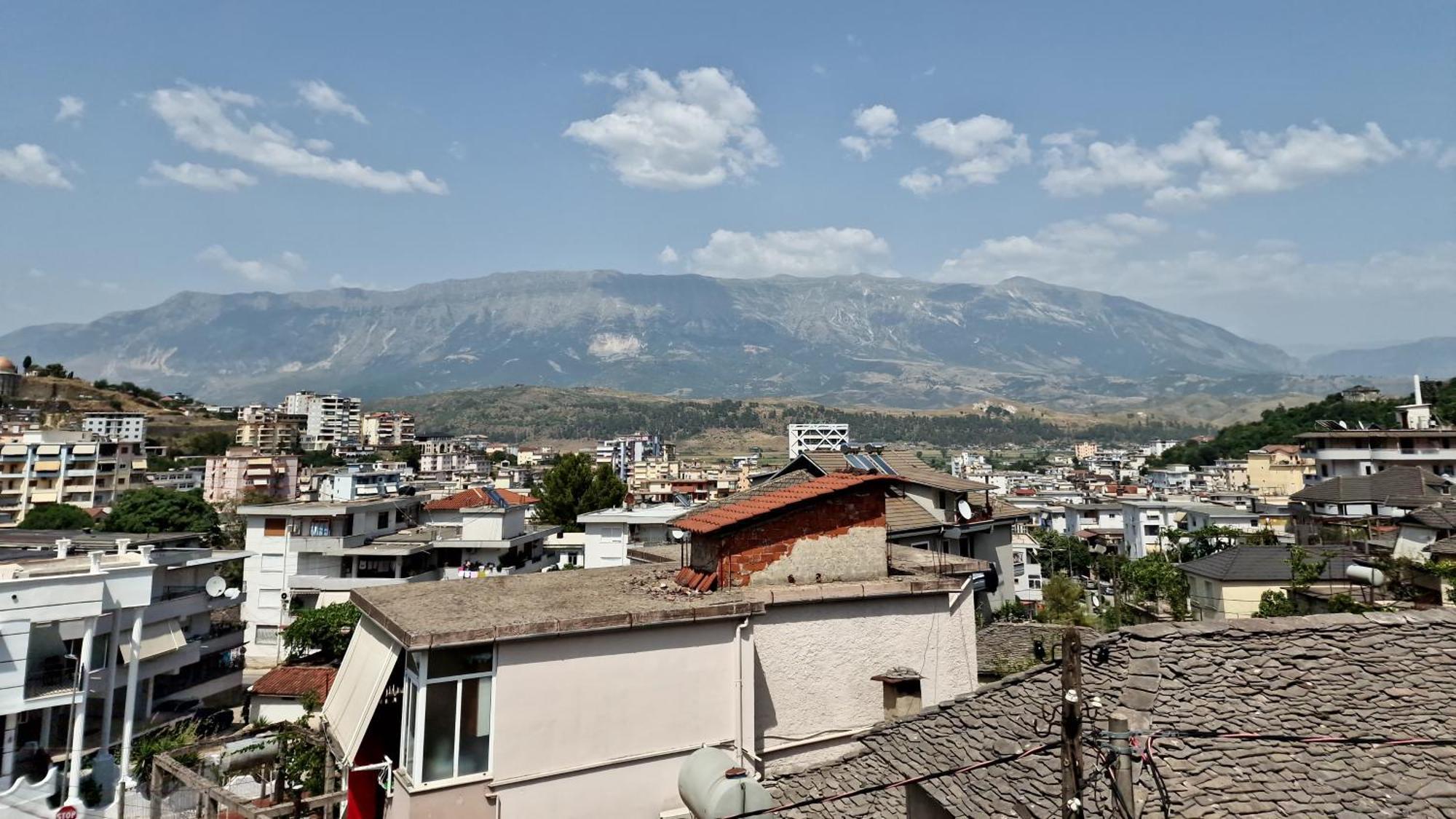 Apartment Antigona Gjirokastër Exterior foto